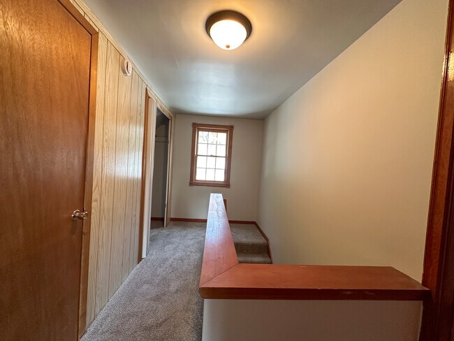 Building Photo - 1208 Baker Ave