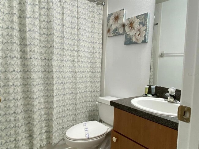 Building Photo - 1308 S Beach Cir