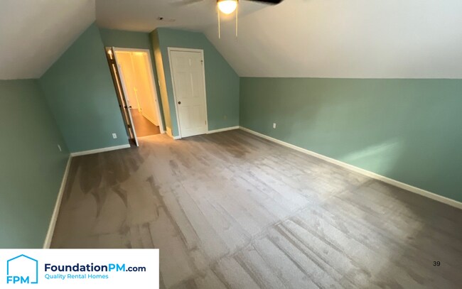 Building Photo - 8653 Chris Suzanne Cir