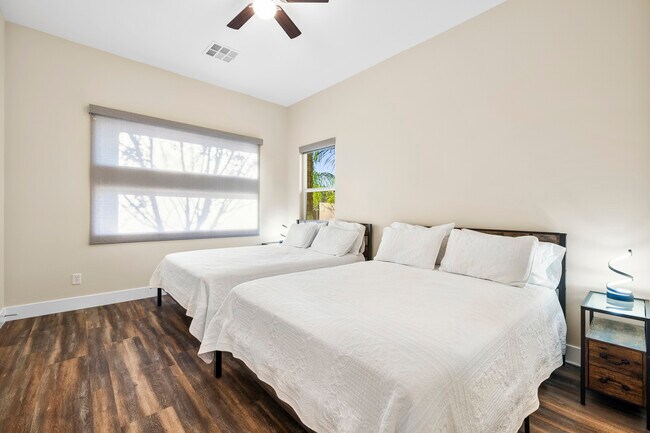 Building Photo - 8396 Sweetwater Creek Way