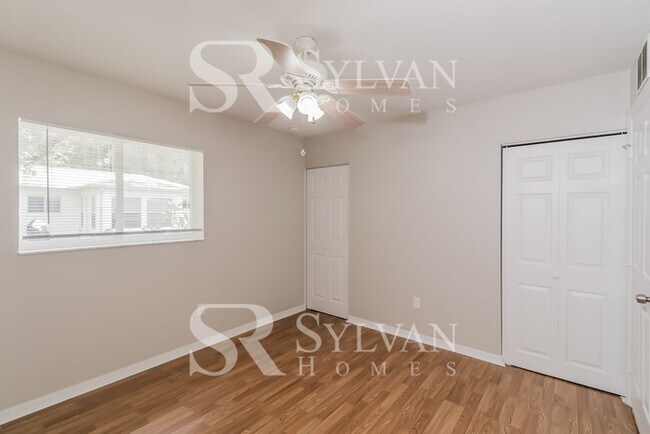 Building Photo - This charming home is ready for your personal touch!