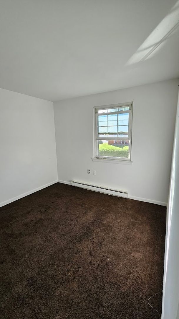 Building Photo - 173 Ashford Dr