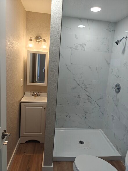 Building Photo - 3130 W 38th Ave