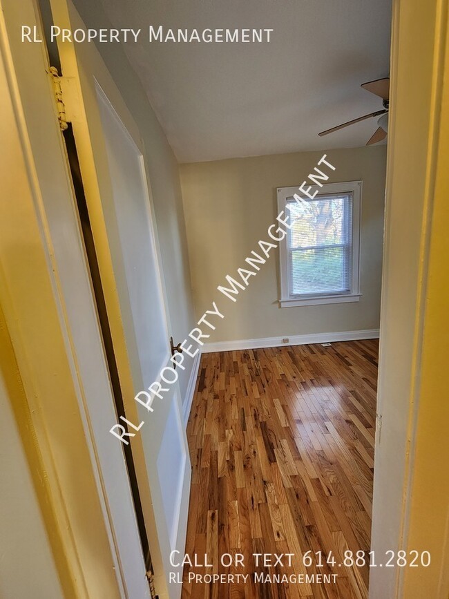 Building Photo - Charming 1 Bedroom Apartment in Grandview ...