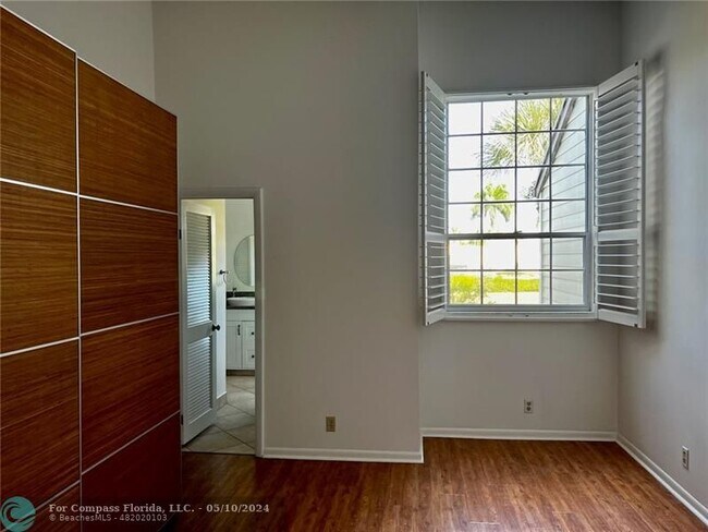 Building Photo - 5307 Buckhead Cir