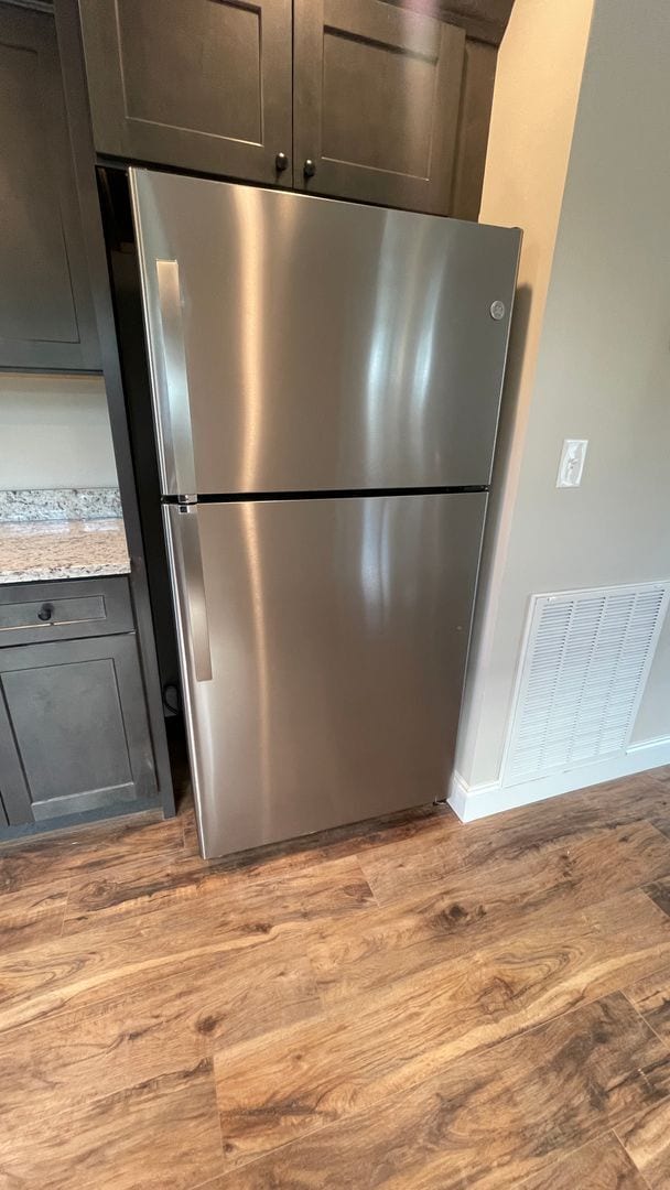 Building Photo - Cosby 2/2 Brand New Duplex