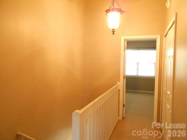 Building Photo - 10260 Reindeer Way Ln