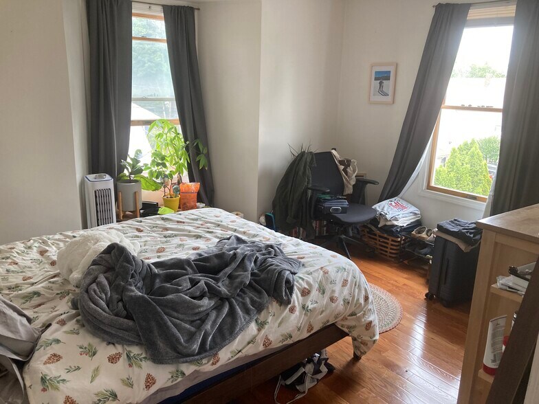 Building Photo - 9 Morgan Pl