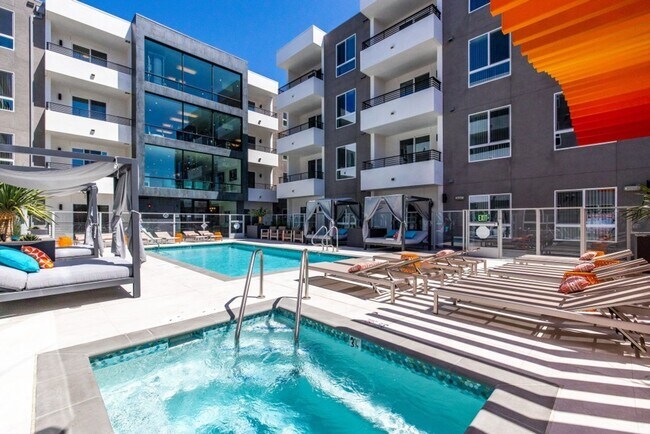 Building Photo - Unit Type: A2 | 1 Bed | 1 Bath