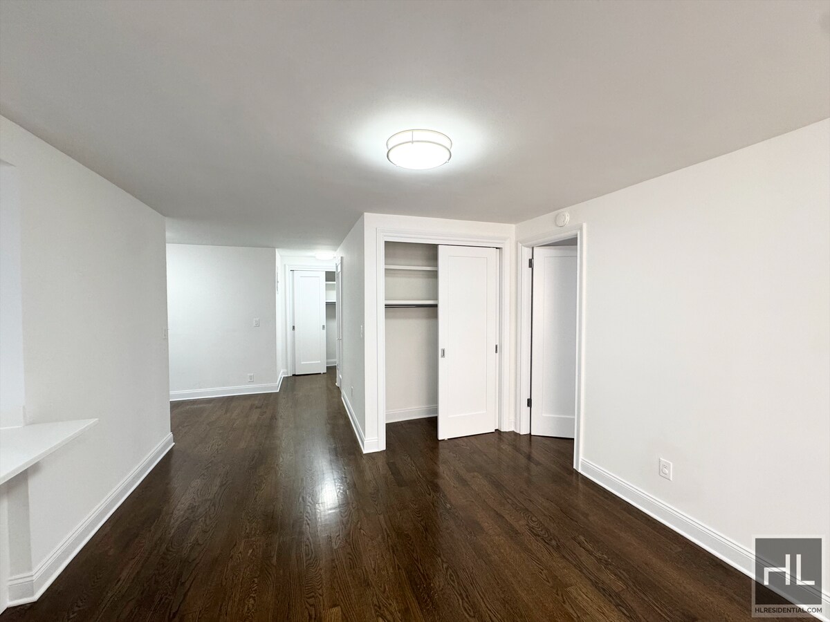 EAST 56 STREET 405 E 56th St - East 56 Street New York Ny Building Photo
