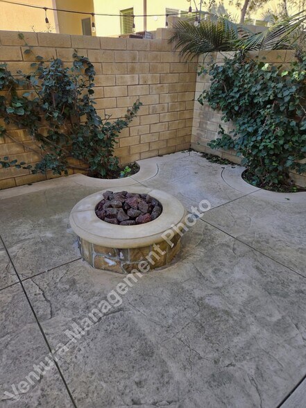 Building Photo - 13347 Stonebridge Ct