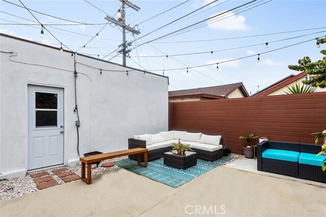 Building Photo - 4169 Denker Ave