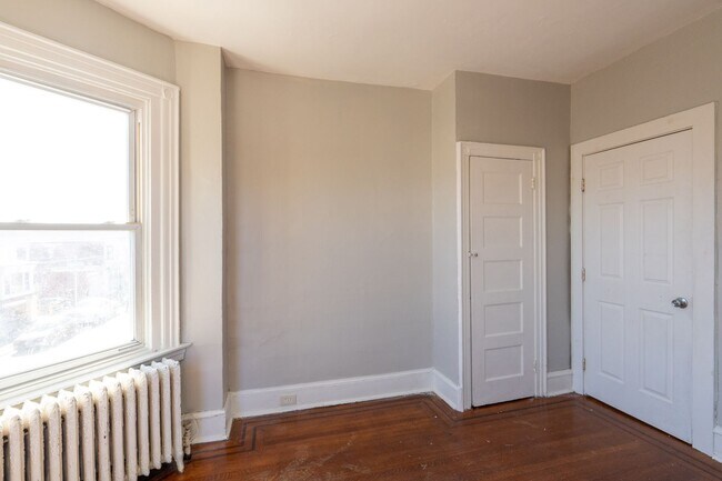 Building Photo - 5800 Spruce St