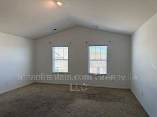 Building Photo - 304 Millen Dr