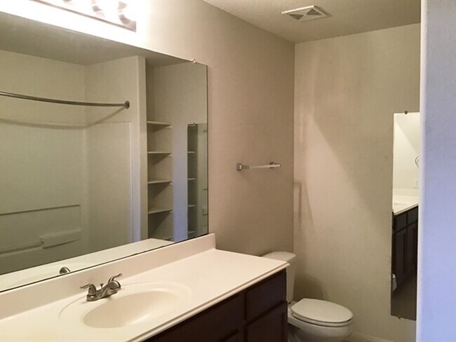 Building Photo - 10237 Tate Ct