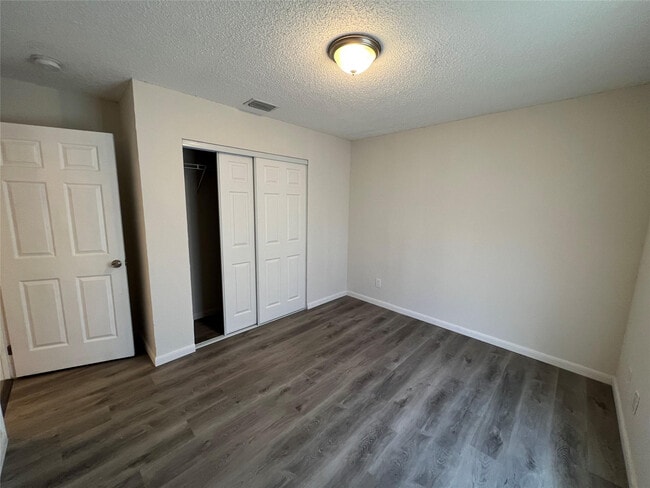 Building Photo - 312 Carissa Dr