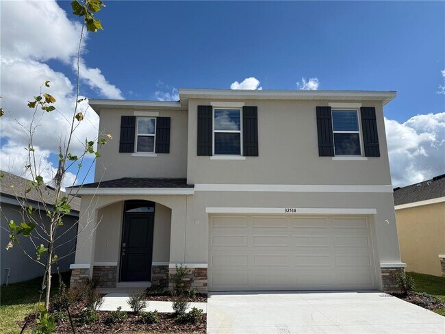 Primary Photo - 32514 Weathered Oak Dr