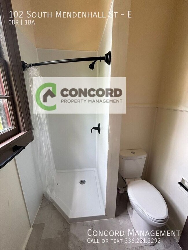 Building Photo - 102 S Mendenhall St