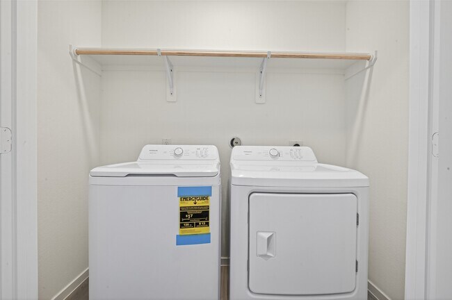 Building Photo - 26807 Rosy Shimmer Ln