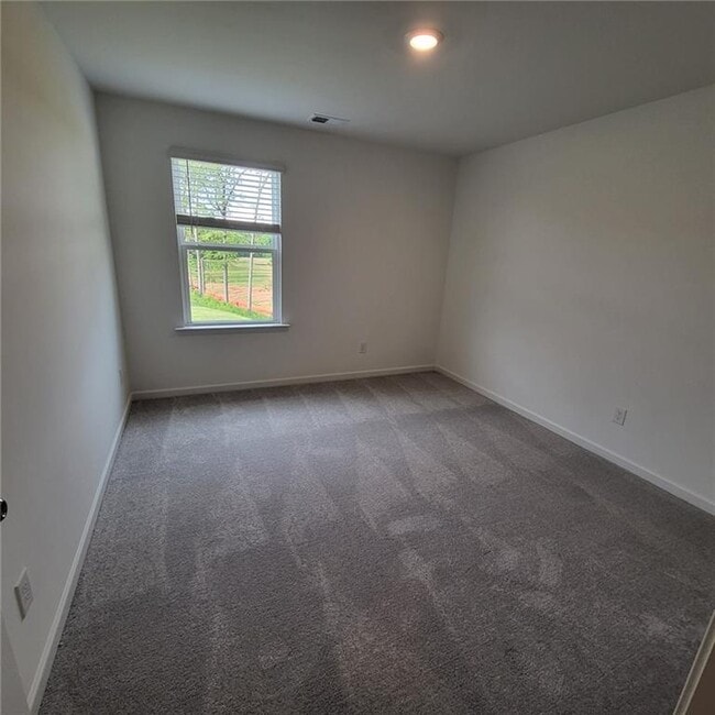 Building Photo - 448 Golden Eagle Pkwy