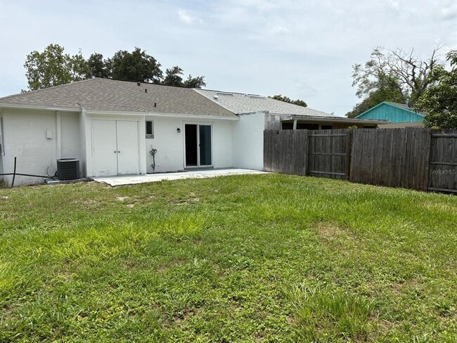 Building Photo - 12313 Eastcove Dr