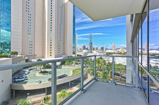 Building Photo - Luxury Living!! WELCOME TO WAIHONUA!!