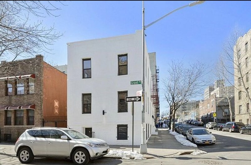 Building Photo - 1075 Grant Ave