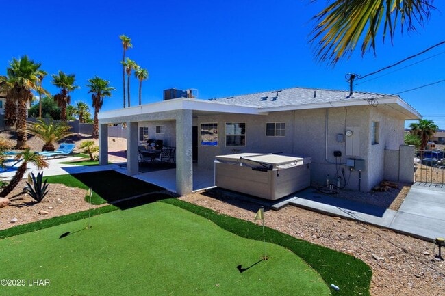 Building Photo - Long Term Rental heated pool & hot tub