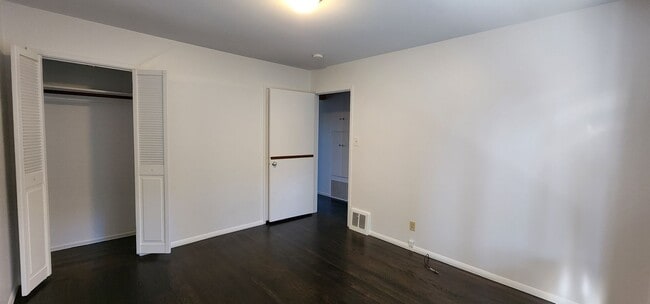 Building Photo - Midtown Terrace Home 2 Bedroom + Bonus Room