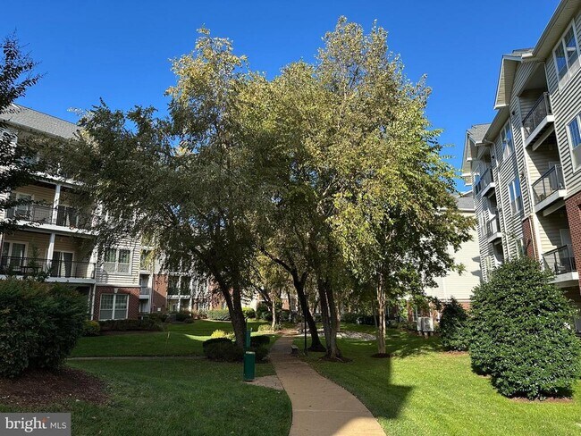 Building Photo - 1550 Spring Gate Dr.