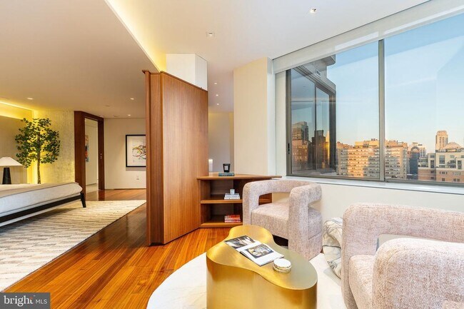 Building Photo - 210 W Rittenhouse Square