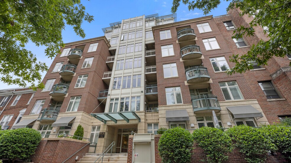 Building Photo - 4025 Connecticut Ave NW