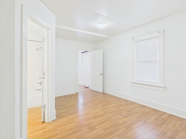 Building Photo - Cozy 1 bedroom in Plemons Addition