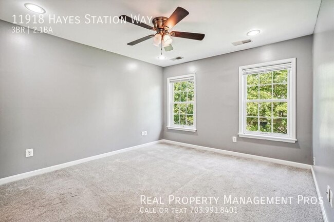 Building Photo - 11918 Hayes Station Way