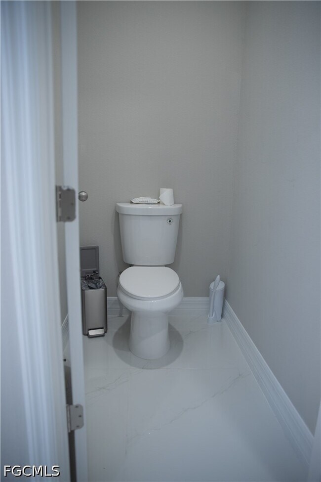 Building Photo - 1228 Chrisholm St