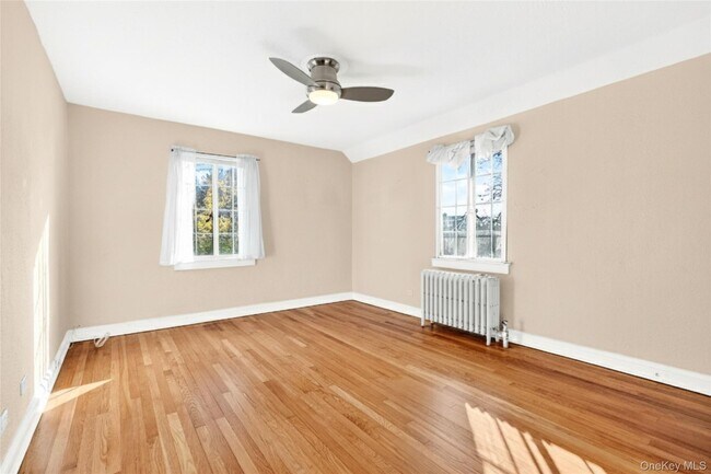 Building Photo - 5 Seymour Pl