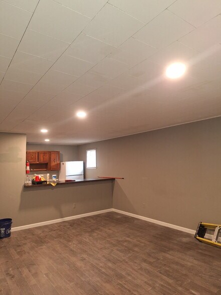 Building Photo - 411 Kibbie St