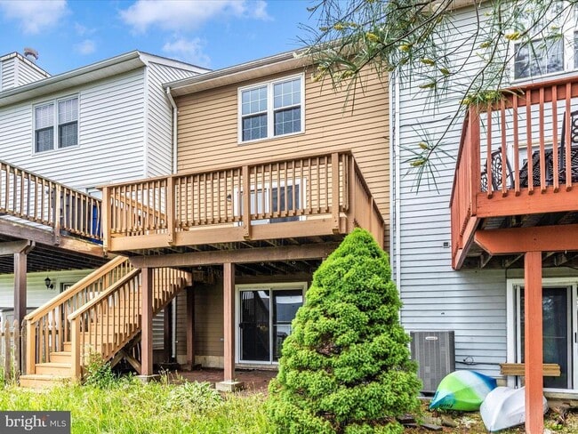 Building Photo - 430 Spalding Ct