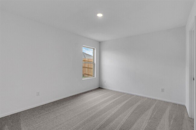 Building Photo - 18699 Cepagatti Dr