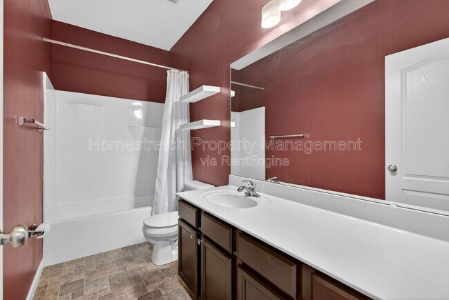 Building Photo - 738 Lost Canyon Blvd