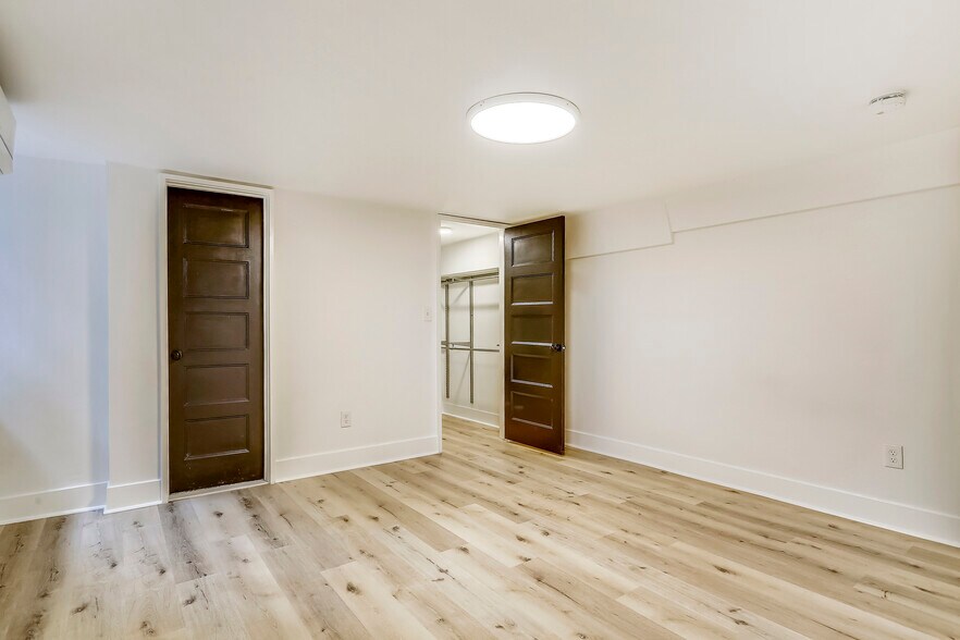 Building Photo - 1855 Mintwood Pl NW