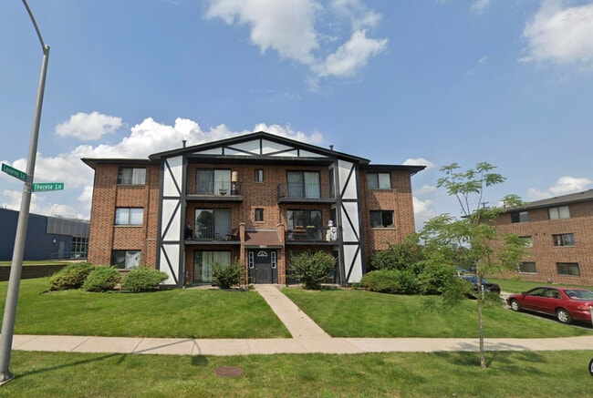 Primary Photo - 16622 Theresa Ln