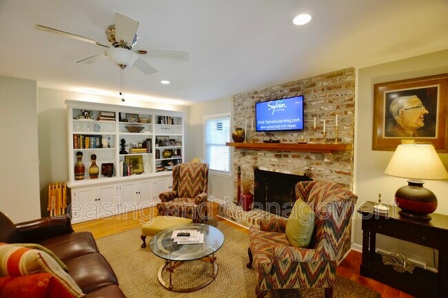 Building Photo - 2920 Limestone Blvd