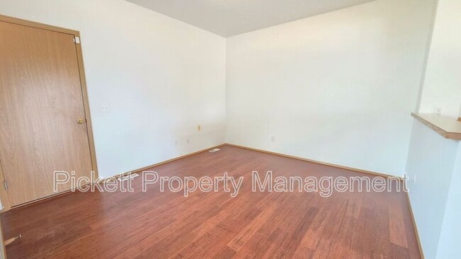 Building Photo - 11615 Breckenridge Ln NW
