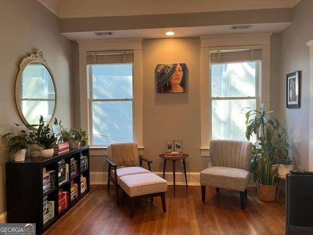 Building Photo - 1229 Euclid Ave NE