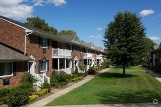 Building Photo - 16 Garfield Ave