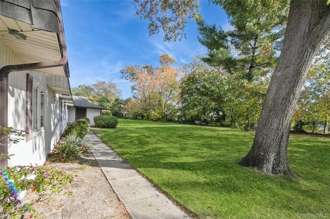 Building Photo - 138 Feller Dr