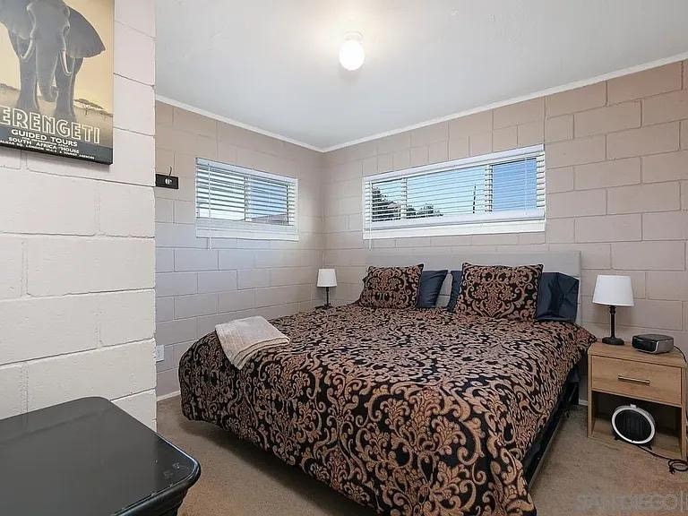 Building Photo - 1380 Grove Ave