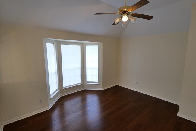 Building Photo - 23822 Hopewell Dr