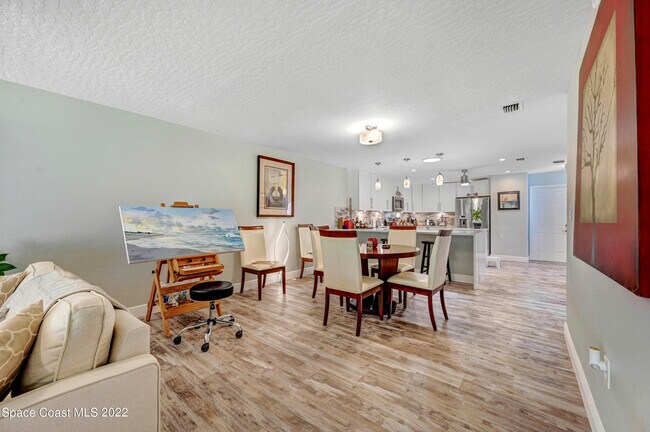 Building Photo - 156 Plover Ln